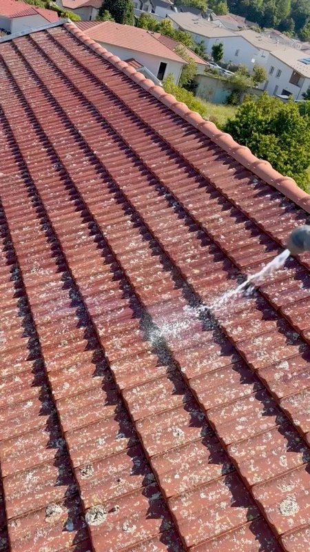 Nettoyage et démoussage de toiture à Chorges — intervention Provence Alpes Toiture, Hautes-Alpes