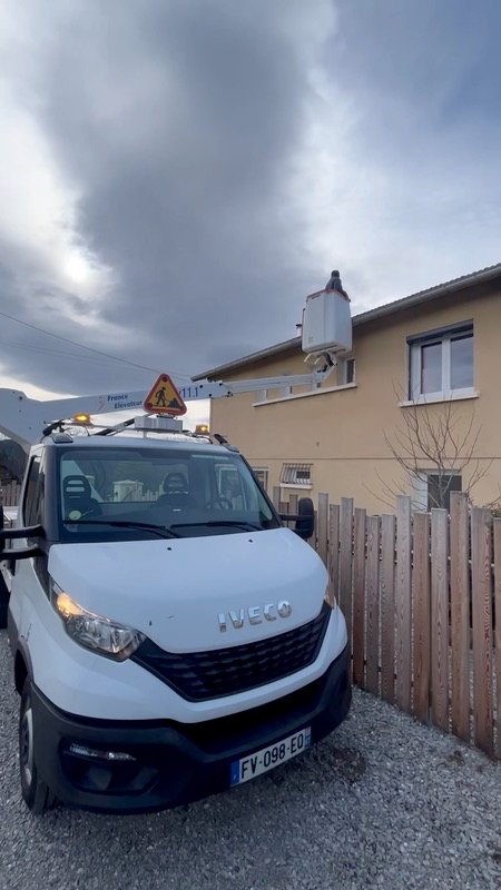 Nettoyage et démoussage de toiture à Les Orres — intervention Provence Alpes Toiture, Hautes-Alpes
